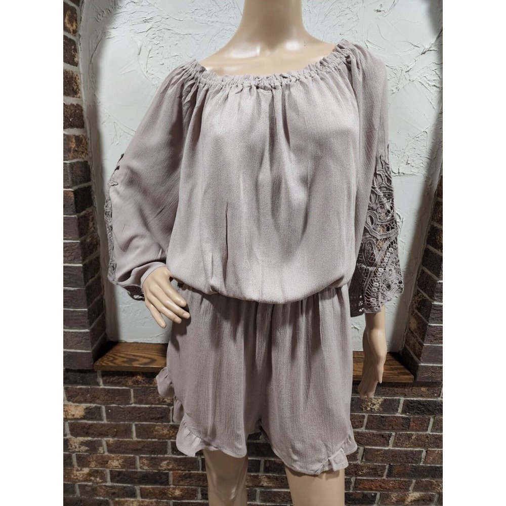 Kori America Women's size Medium Khaki Tan Shorts Romper Ruffle Crochet Lined